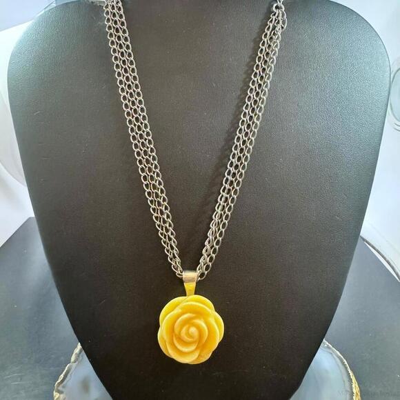 Carolyn Pollack Sterling Carved Yellow Jasper Rose Pendant With Chain Necklace - Picture 1 of 10